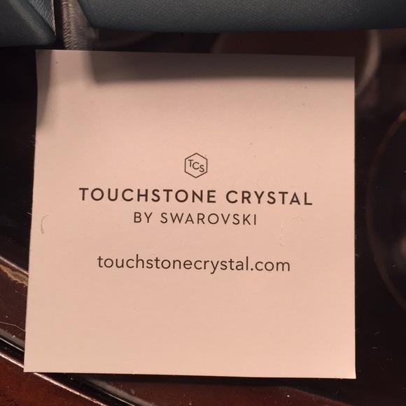 Touchstone crystal by Swarovski earrings NWT🌷🌸 - Picture 4 of 5
